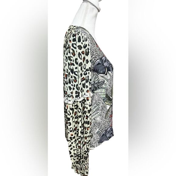 Anthropologie Bl^nk London Sibley V-neck Leopard + Elephant Top Medium - Picture 3 of 6